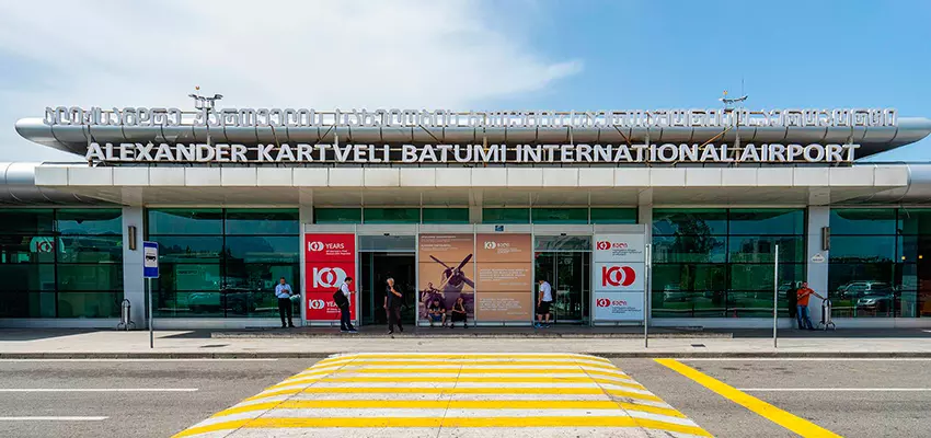 Batumi International Airport (BUS)