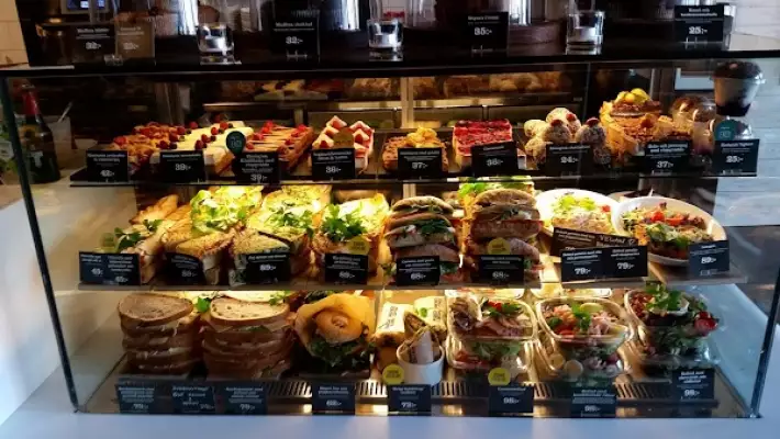 Cafe Entrée