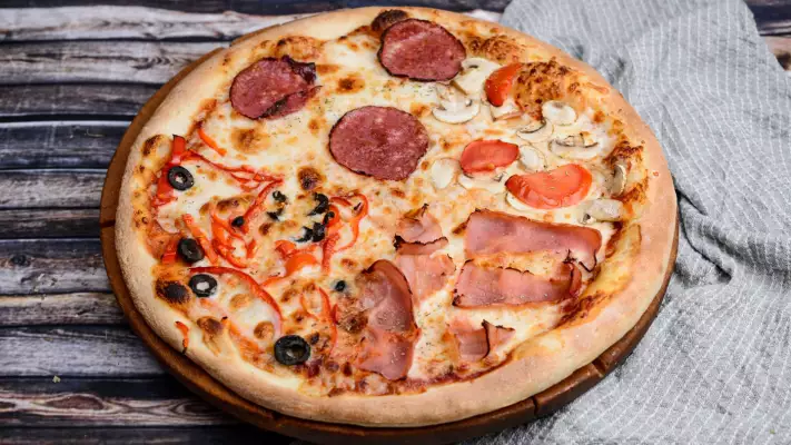 Pizza Di Roma