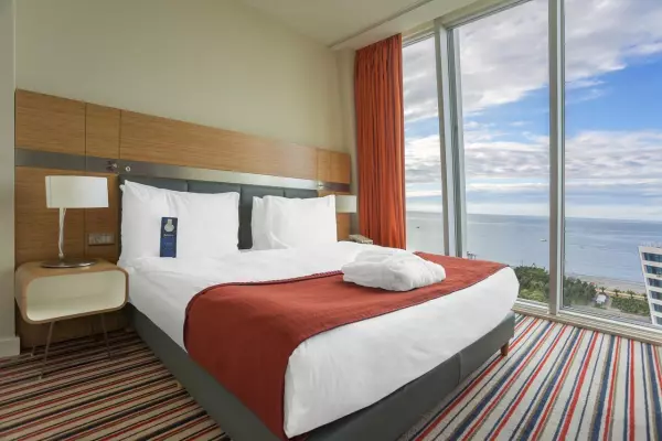 სასტუმრო რადისონ ბლუ ბათუმი (Radisson Blu Hotel)
